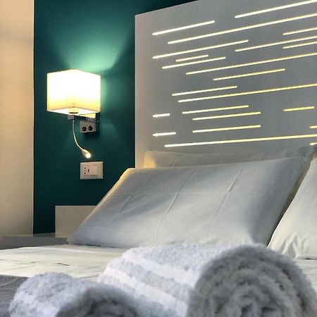 B&B Angolo83 Palermo Centro Luaran gambar