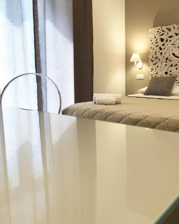 B&B Angolo83 Palermo Centro Luaran gambar