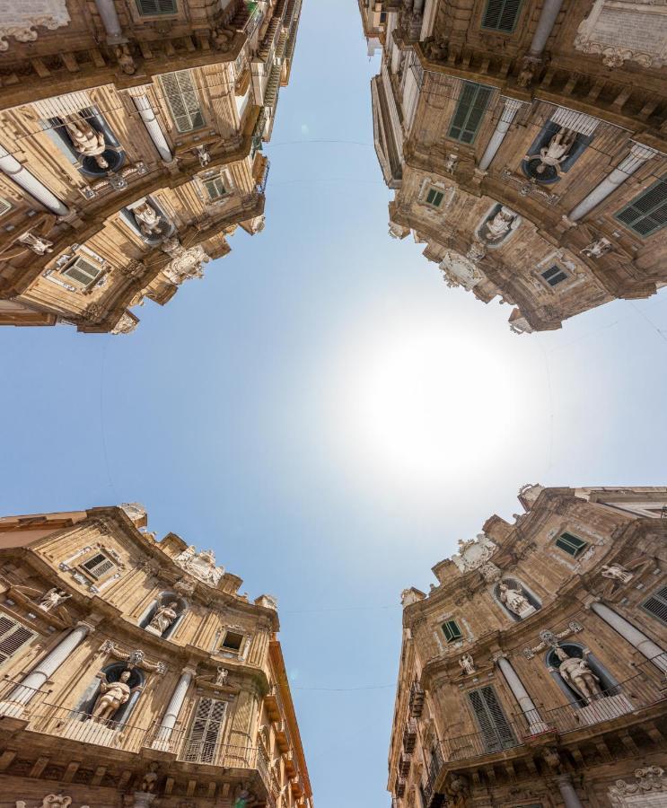 B&B Angolo83 Palermo Centro Luaran gambar