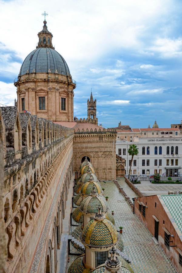 B&B Angolo83 Palermo Centro Luaran gambar